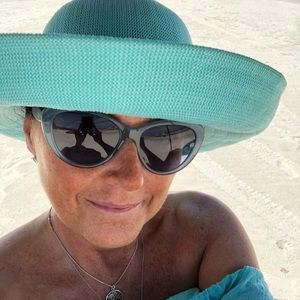 Meet your Posher, Vickie